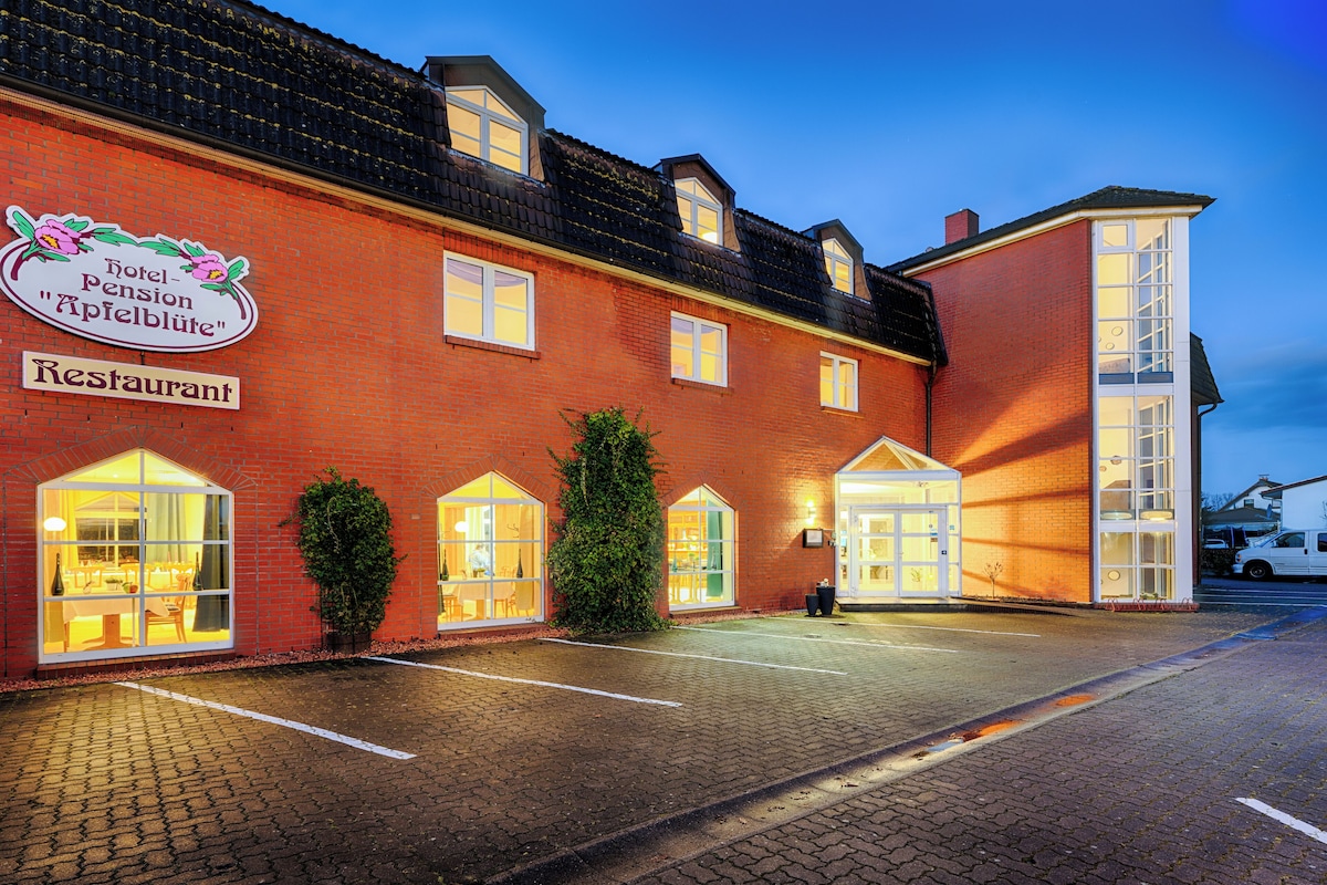 Foto des durch Sundstral verwaltetem Hotel Apfelblüte - Immobilienverwaltung Mecklenburg-Vorpommern
